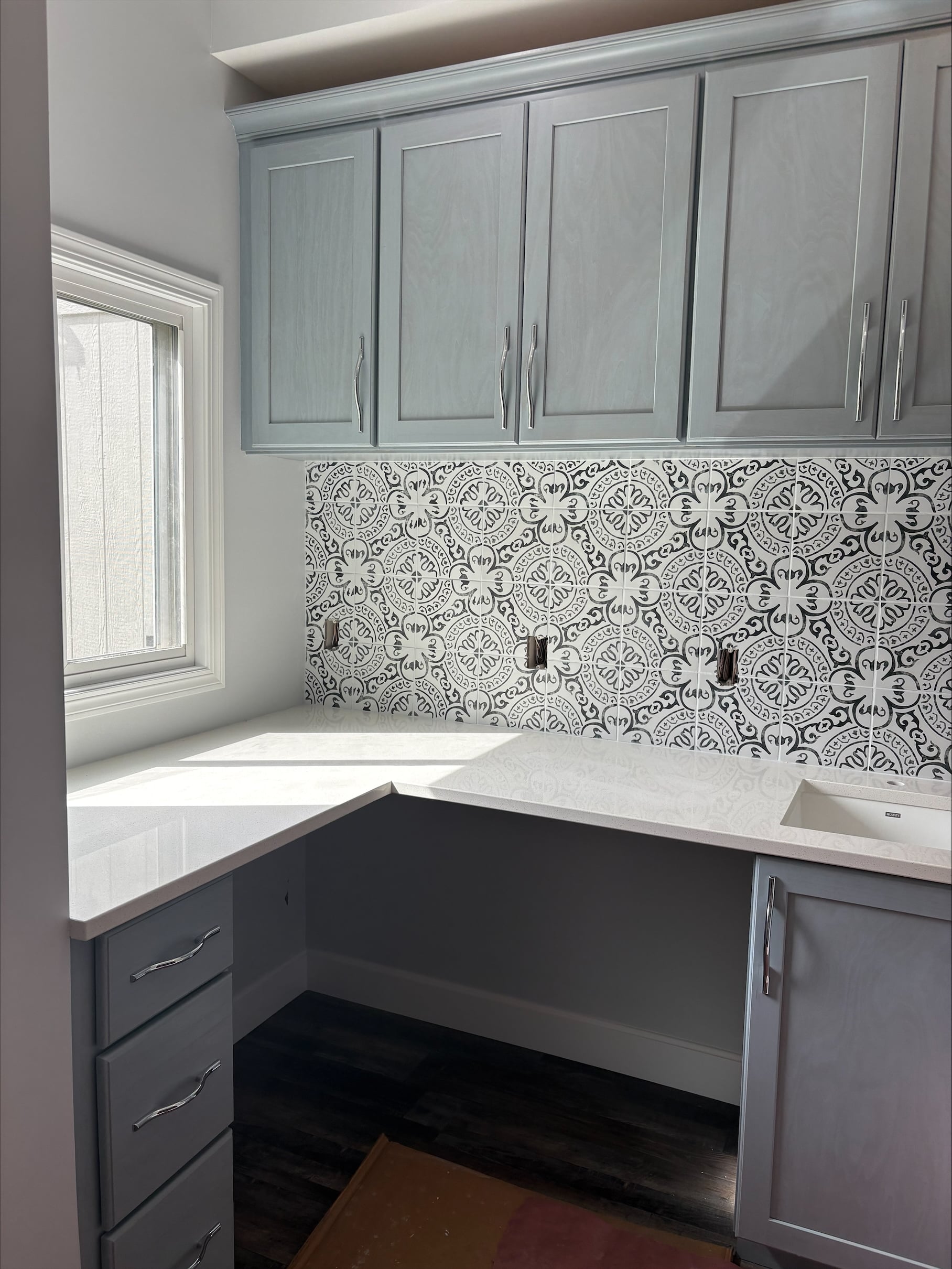 laundry room printed tile