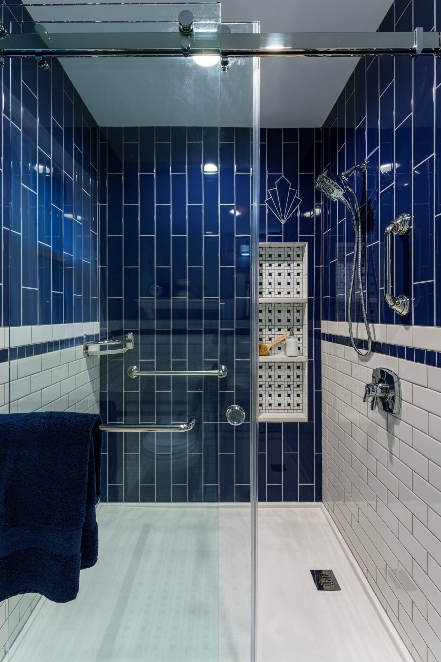 two panes of glass in this traditional sliding glass shower door 