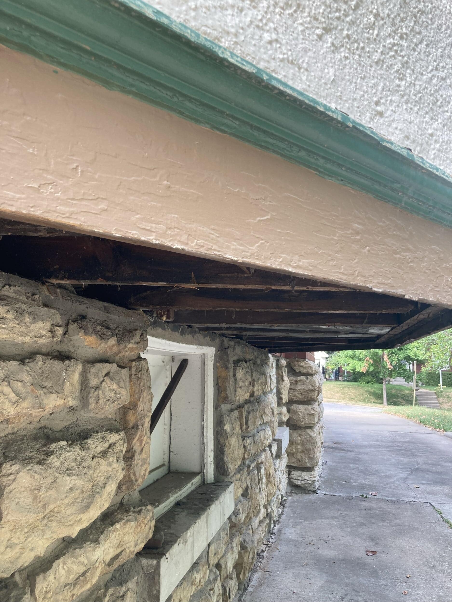 Under bay window wood rot in KCMO