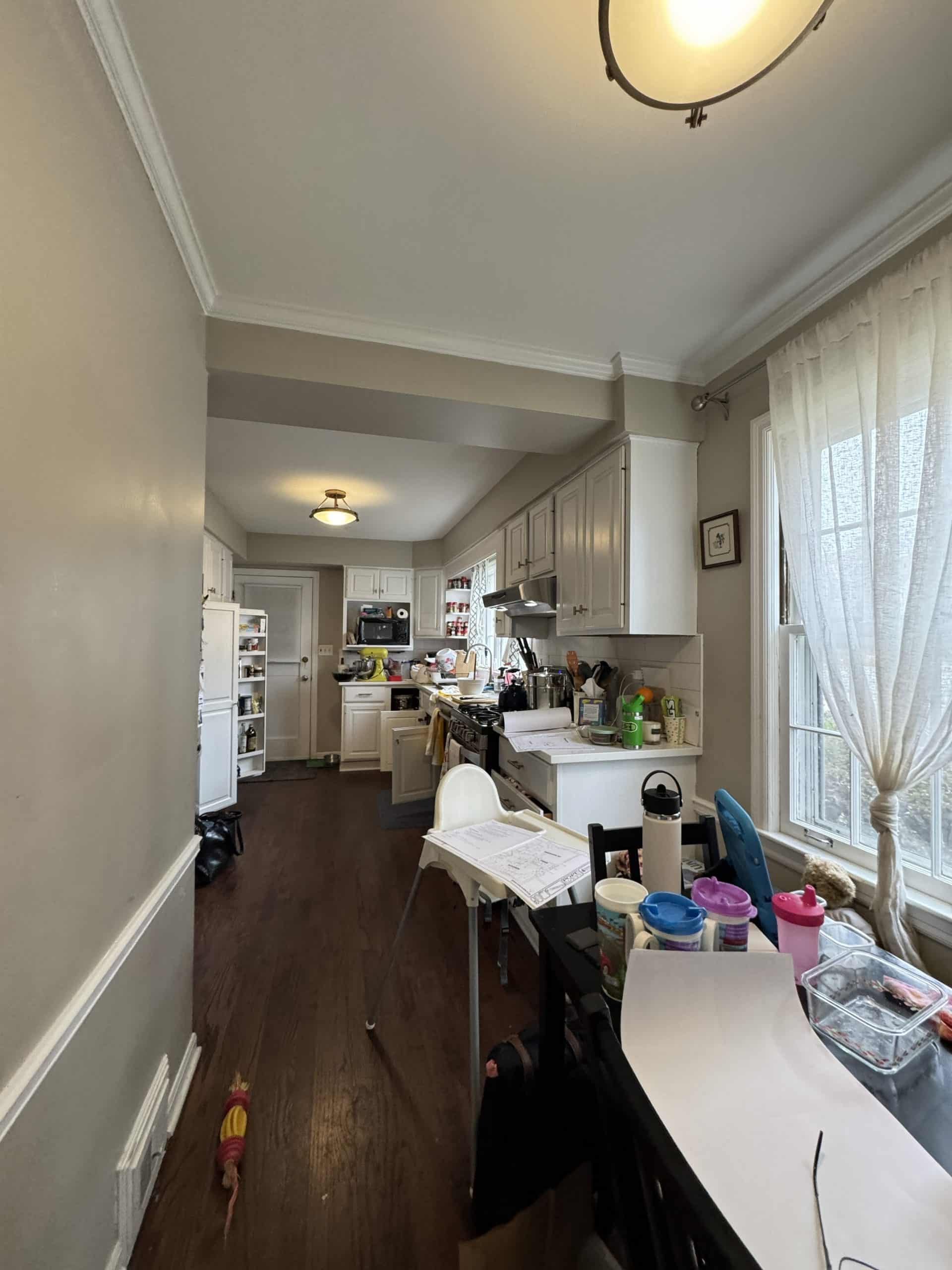 Original Brookside kitchen before renovation Brookside kitchen before - narrow with table