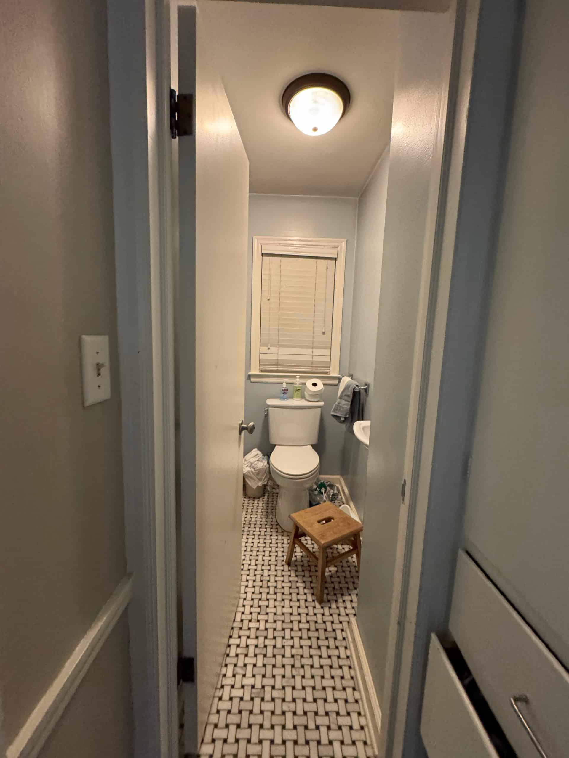 powder bath before remodel