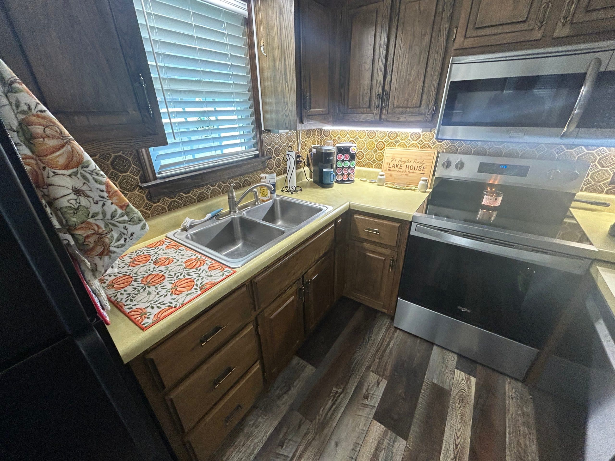 kitchen before remodel