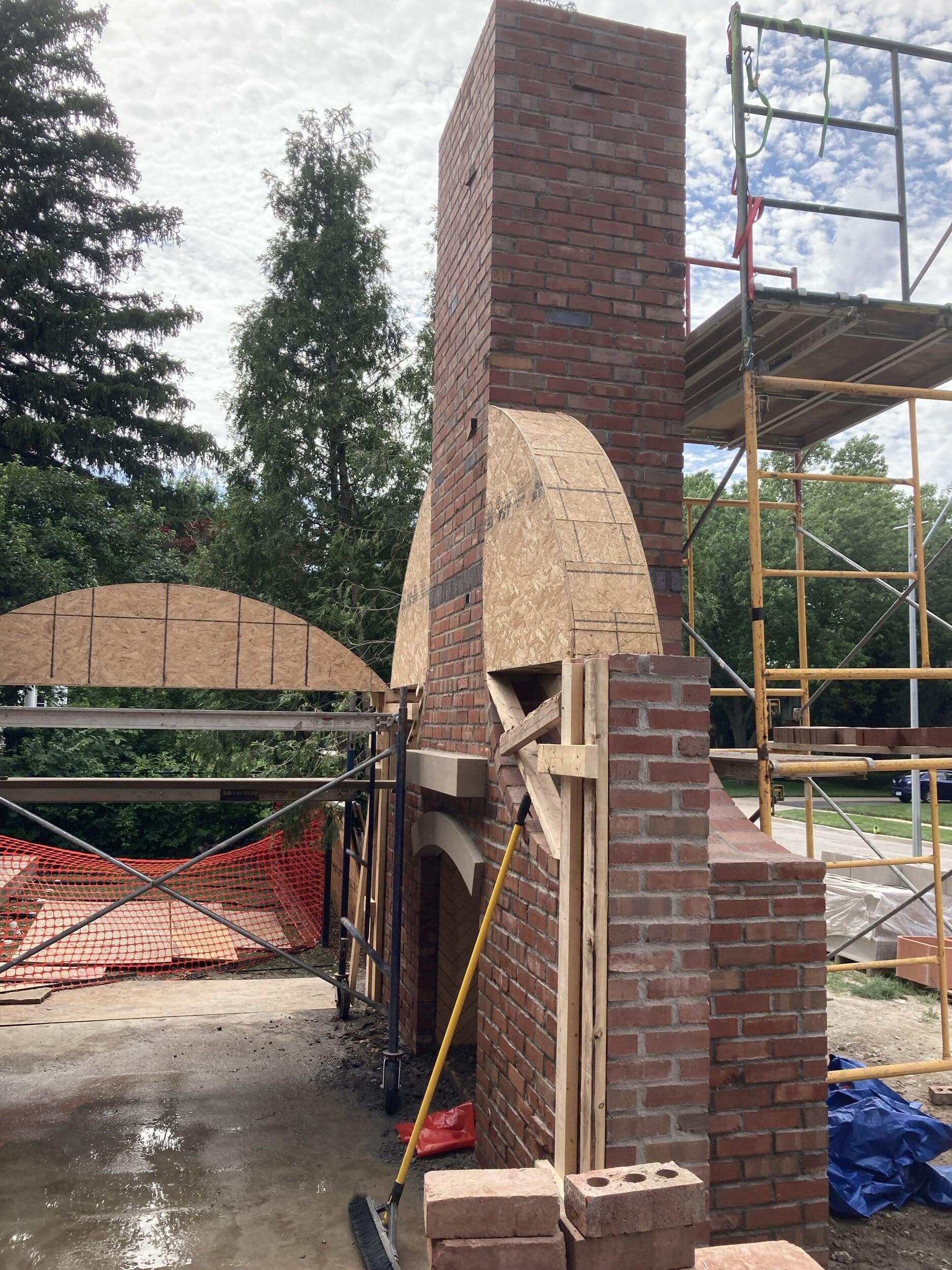 custom built wood arch support braces for laying brick arches custom built wood arch support braces for laying brick arches