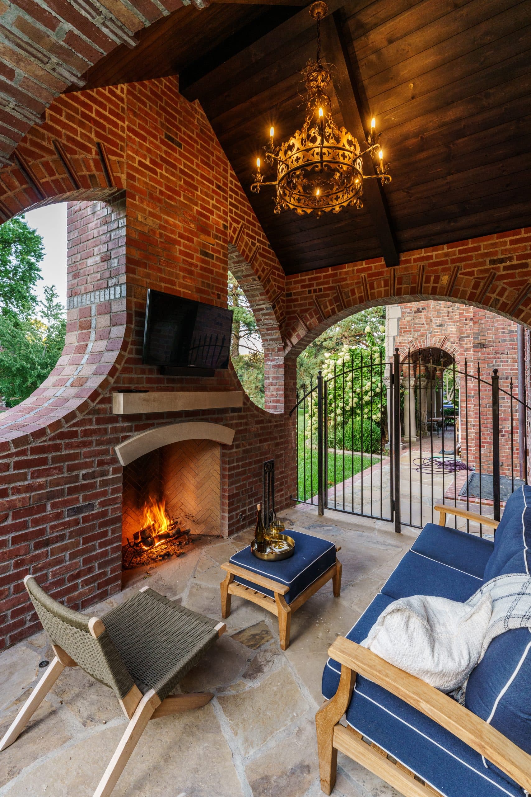 Outdoor living remodel in Kansas City MO off Wardparkway blending old home charm with modern living Outdoor living remodel in Kansas City MO off Wardparkway blending old home charm with modern living