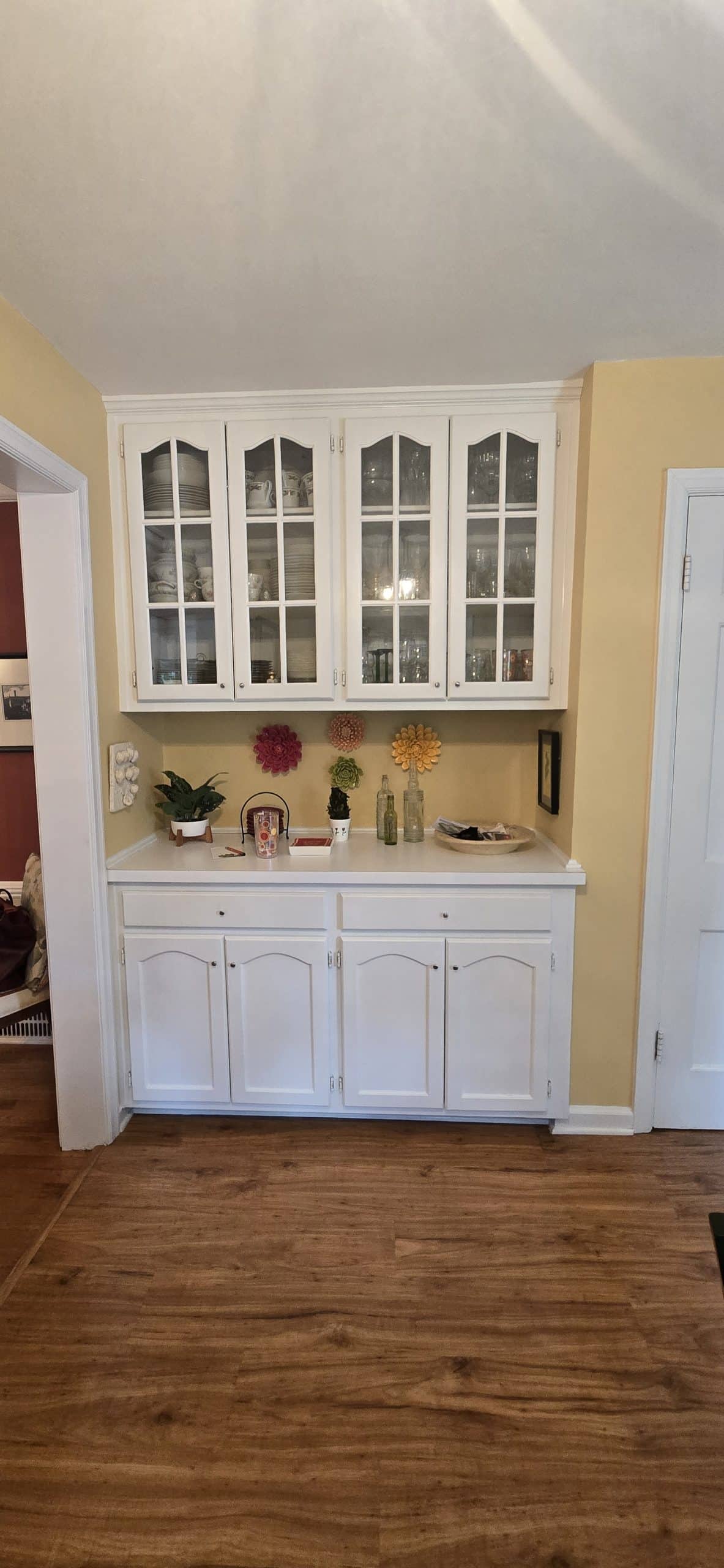 left side of kitchen before remodel