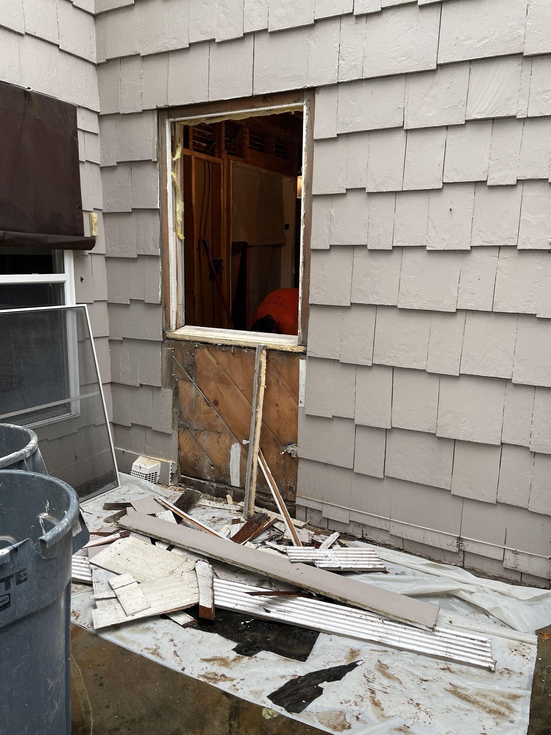 window demo in kitchen remodeling project